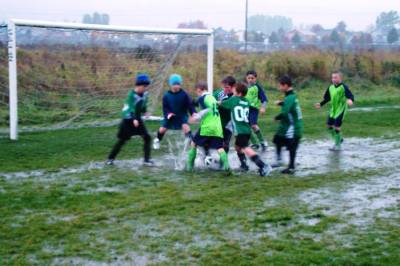 b2ap3_thumbnail_soccer-kids-bad-weather.jpg